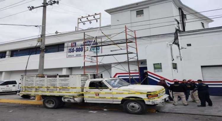 Hombre-recibir-descarga-electrica-y-caer-de-andamio-en-Monterrey-1-750x410