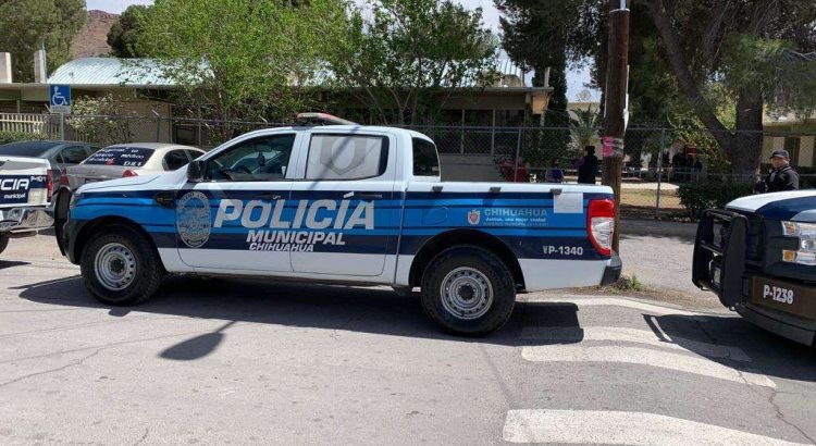 Niño ataca a compañero de clase con unas tijeras