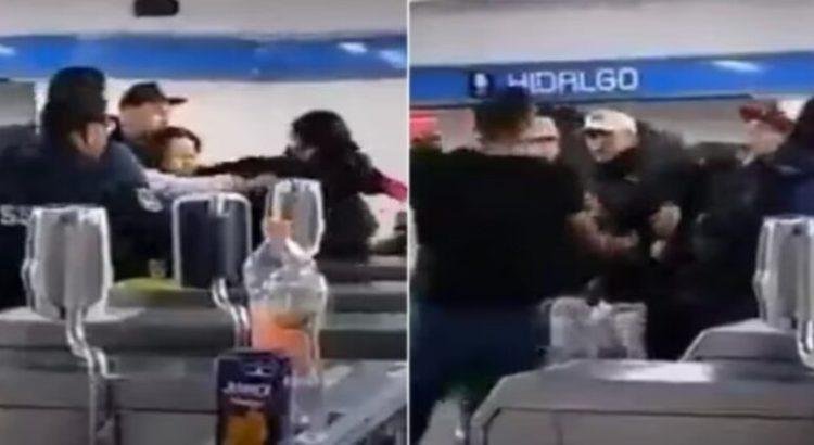 Pelea entre vendedores y policías en el Metro