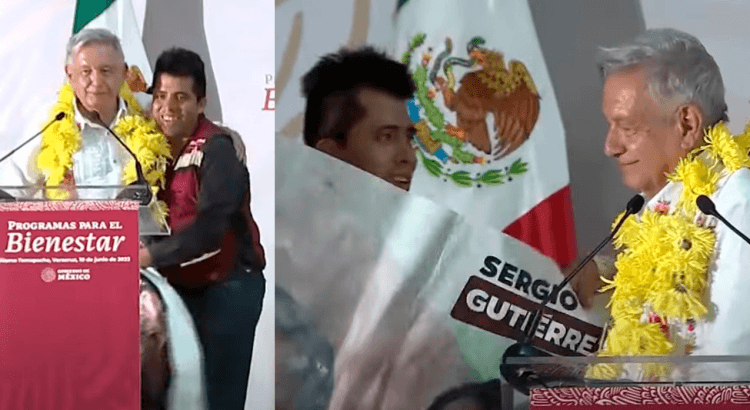 Joven interrumple evento de AMLO para pedirle que apoye a Adán Augusto