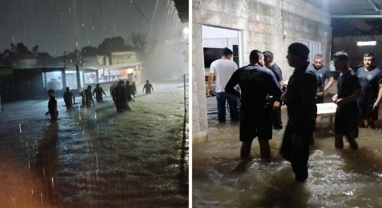 Al menos 600 viviendas inundadas por fuertes lluvias en Minatitlán