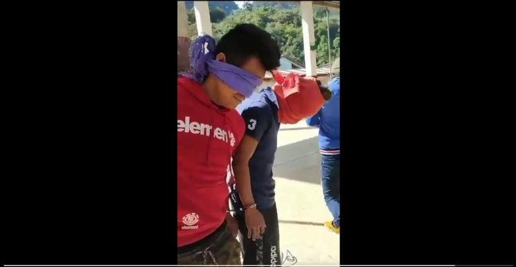 Edil en Chiapas pide ayuda a la federación por retención de sus hijos