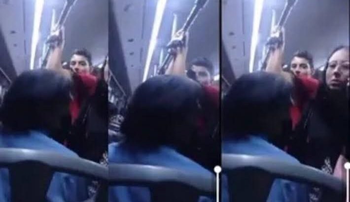 Se pierde celular en autobús de Monterrey y chofer no deja bajar a pasajeros hasta que aparezca