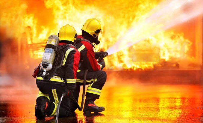 Muere velador en un incendio del Centro de Artes Indígenas en Tepic