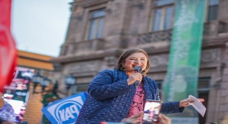 Retrocedió 20 años el nivel educativo, Xóchitl desde SLP