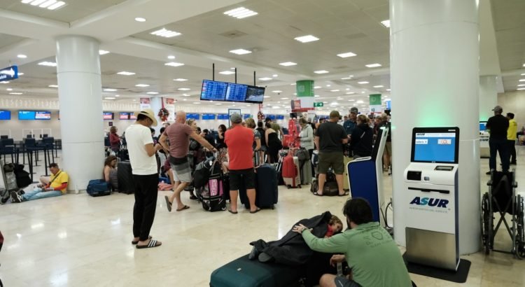 Aeropuerto de Cancún reportó 28 vuelos afectados debido a nevadas en EU