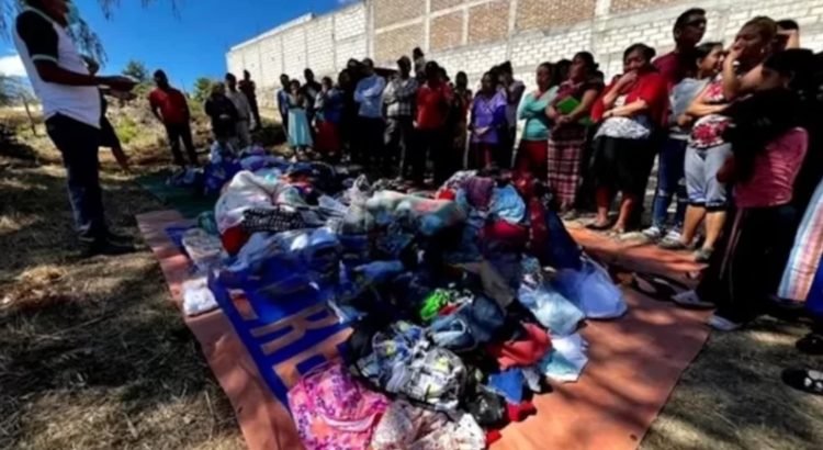 Recolectan víveres para desplazados por violencia en Chiapas