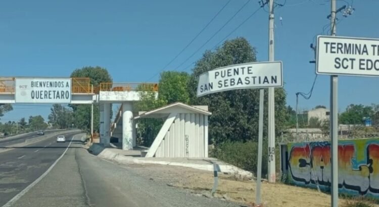 Encuentran seis cuerpos a pie de carretera en los límites con Querétaro