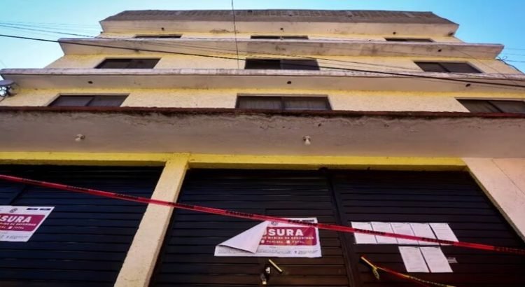 Pobladores piden tirar edificio en Naucalpan ante riesgo de colapso