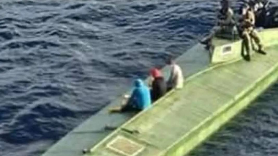 Armada de México asegura más de dos toneladas de droga y detiene a nueve personas