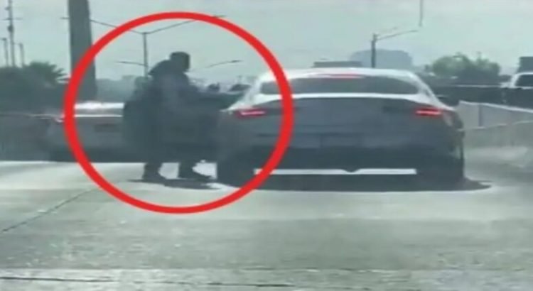 Captan asalto a automovilista a la altura de Gran Terraza, Naucalpan