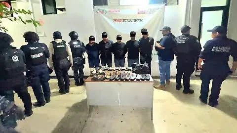 Detienen a cinco presuntos integrantes de Cártel de Sinaloa; se hacían pasar por autoridades en Chiapas}