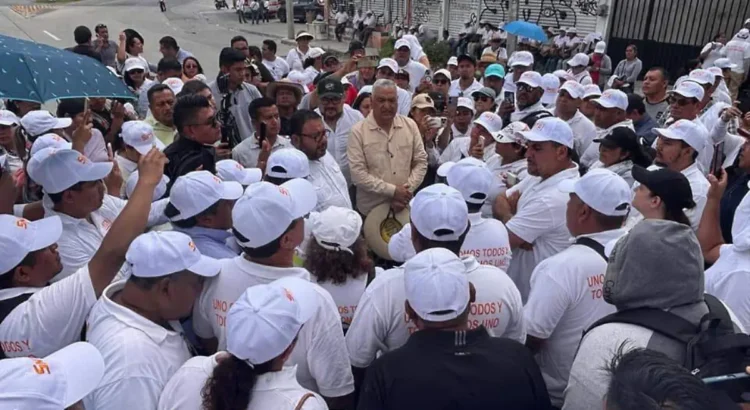 Continúa sin pagar la SEG cheques sin fondo a trabajadores de la educación