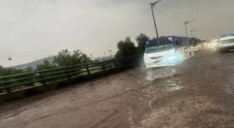 Refuerzan acciones preventivas tras intensas lluvias en Toluca