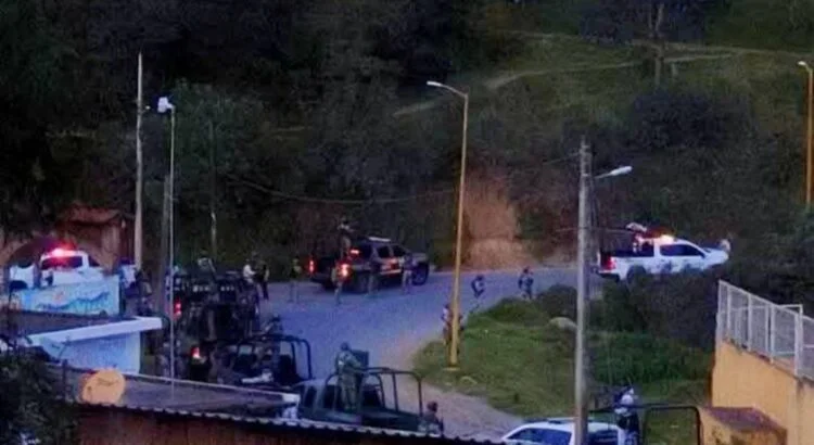 Enfrentamiento entre grupos armados desata pánico en la frontera entre Puebla y Veracruz