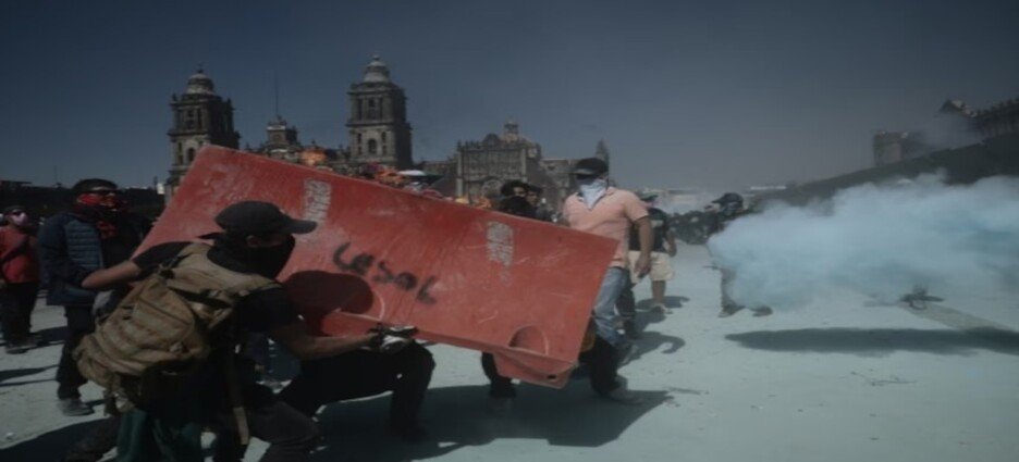 Marcha de ‘Generación Z’ México termina con disturbios en el Zócalo