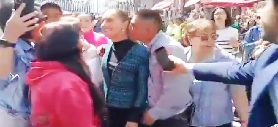 Sujeto toca indebidamente a Sheinbaum en calles de CDMX