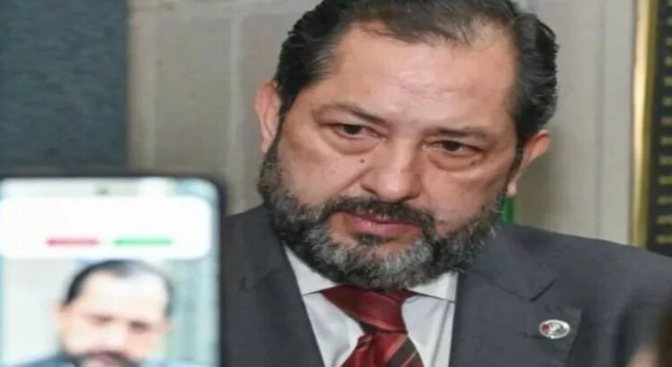 Detienen reformas al Issemym y cobro a unidades pesadas en Edomex