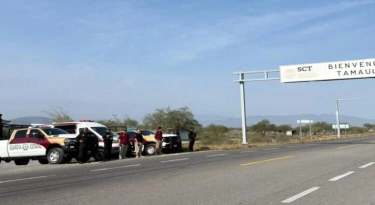 En Tamaulipas la Guardia Estatal se mantiene presente en los límites con San Luis Potosí durante el operativo paisano
