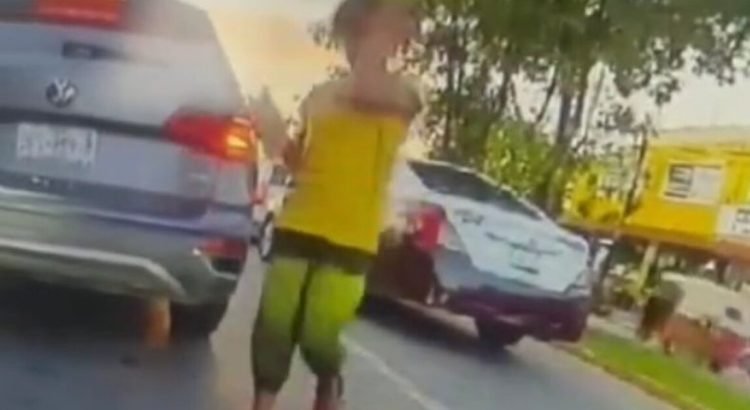 Exigen castigo para taxista señalado de agredir a menor vendedora en Ciudad del Carmen