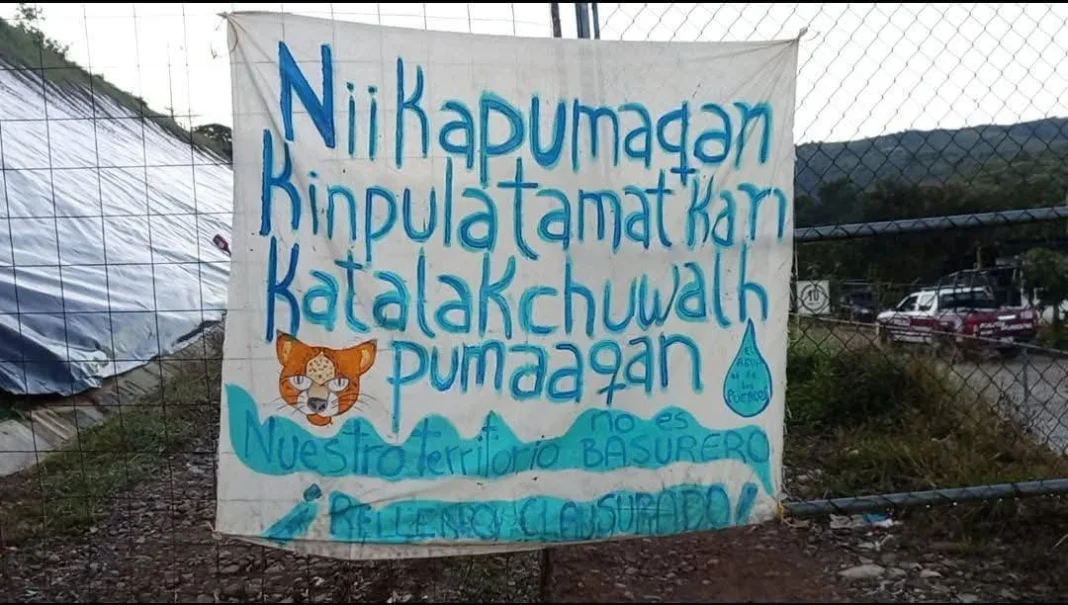 Conflicto comunitario obliga a cerrar relleno sanitario en Huehuetla, Puebla