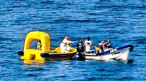 Rescata-Semar-a-3-personas-que-naufragaron-frente-a-costas-de-Chiapas