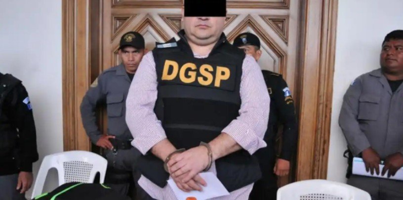 Dictan prisión preventiva a Javier Duarte