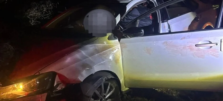 Encuentran a una mujer sin vida y a un hombre herido de bala sobre la autopista Mazatlán-Culiacán