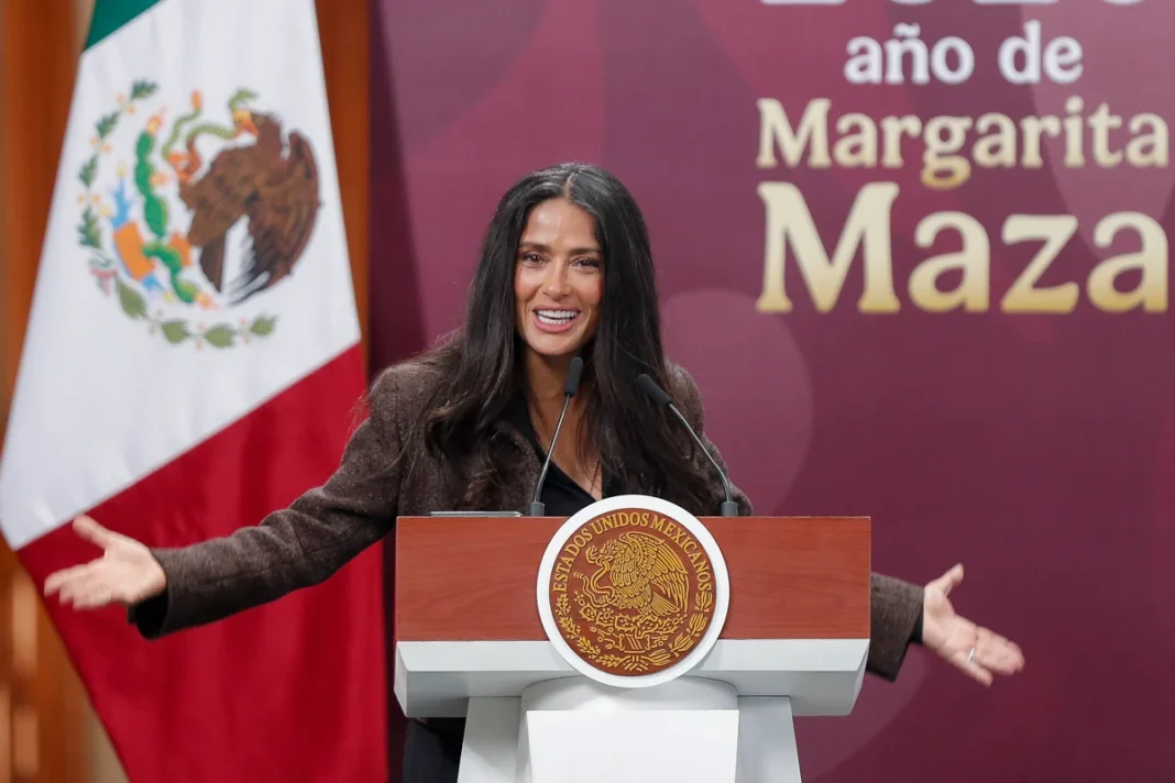 “Me guiaron” Salma Hayek destaca apoyo de gobernadoras de Veracruz y Quintana Roo
