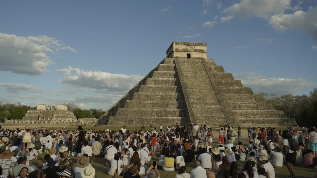 Más de 8 mil personas presencian equinoccio en Chichén Itzá