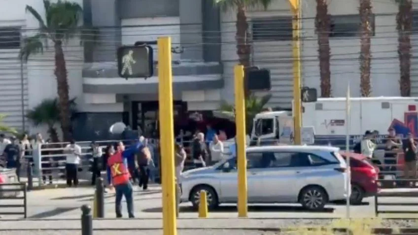 Amenaza de bomba provoca desalojo de 250 personas en Poder Judicial de Chihuahua