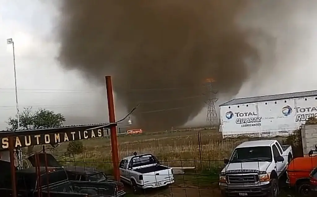 Captan tornado en los límites de Puebla y Veracruz