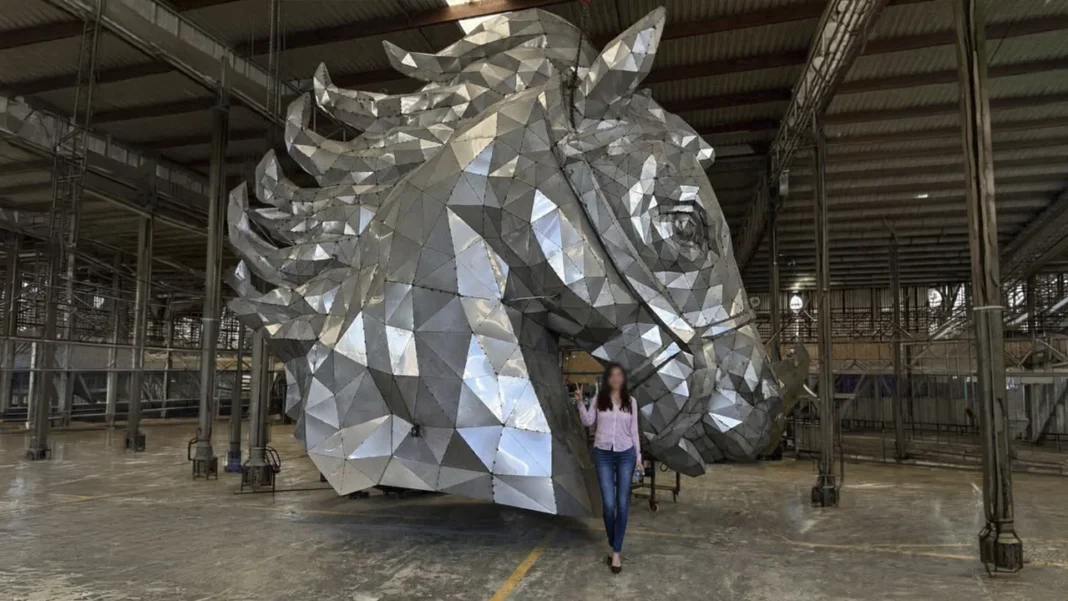 Polémica por monumento millonario en Durango