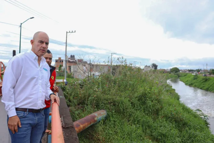 Supervisan limpieza de ríos y drenes para reducir riesgos de inundación en Morelia