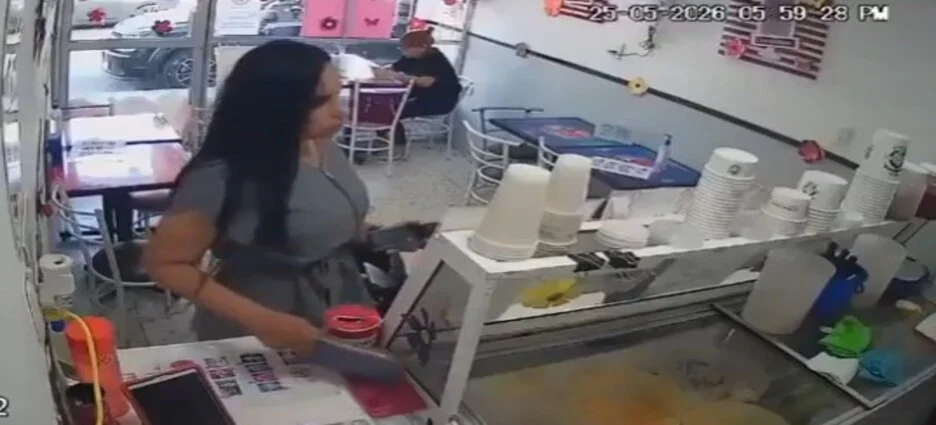 Una mujer roba una calculadora en nevería de Tamaulipas y se vuelve viral “Lady Calculadora”