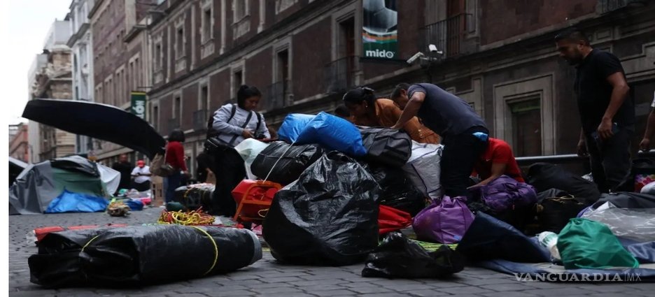 CNTE levanta plantón en el Zócalo tras acuerdos parciales con la SEP