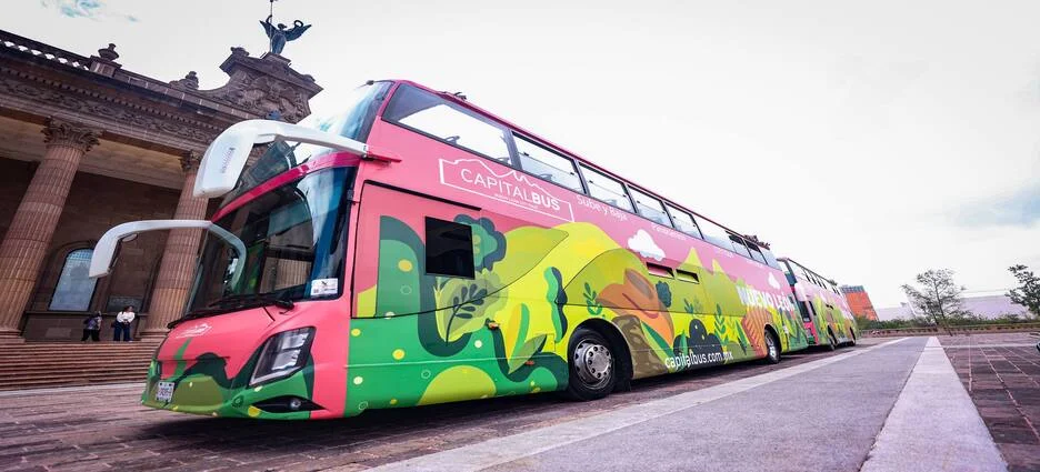 Capital Bus inicia recorridos turísticos por Monterrey, San Pedro y Guadalupe