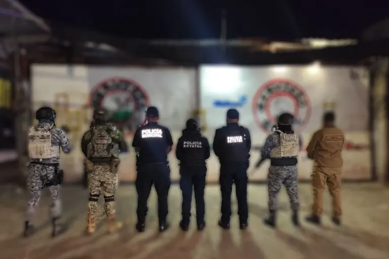 Catean inmueble en Pachuca y aseguran motocicleta con reporte de robo