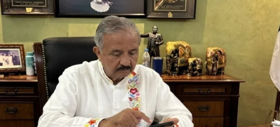 Estrada Ferreiro se registra en el PAN para buscar la alcaldía de Culiacán y la gubernatura de Sinaloa