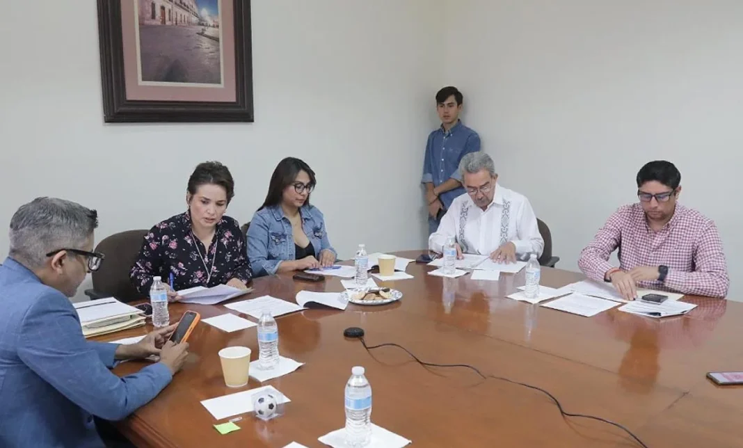 Avanzan ajustes constitucionales en San Luis Potosí