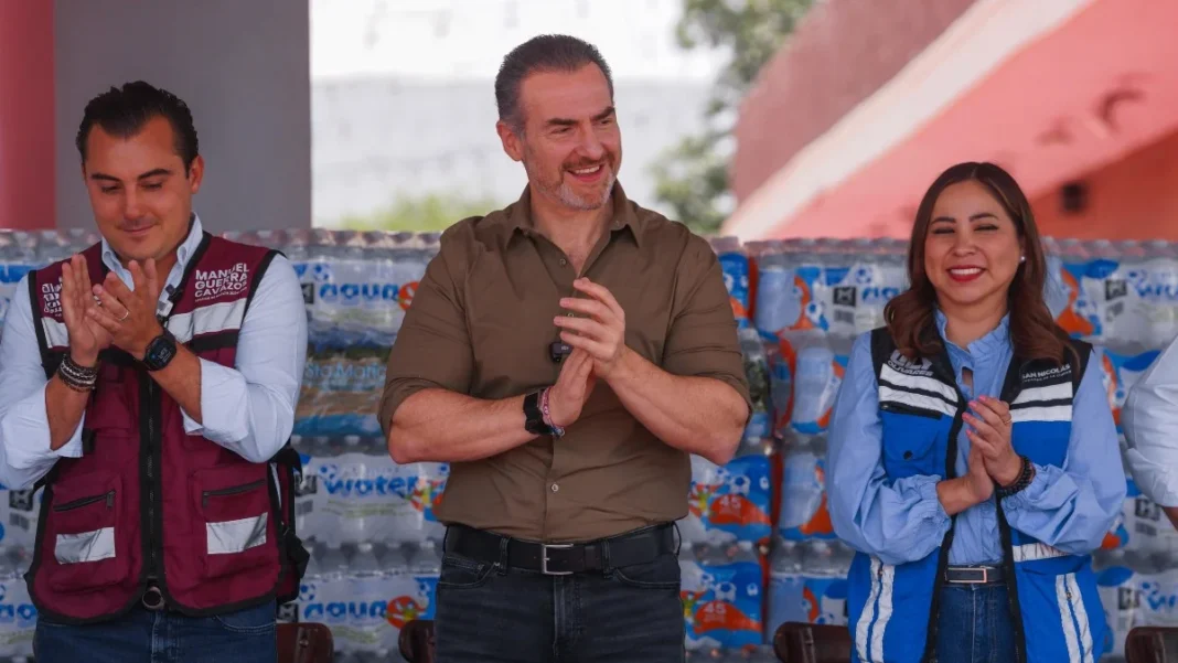 Monterrey apoya a García con 20 mil litros de agua y 500 garrafones