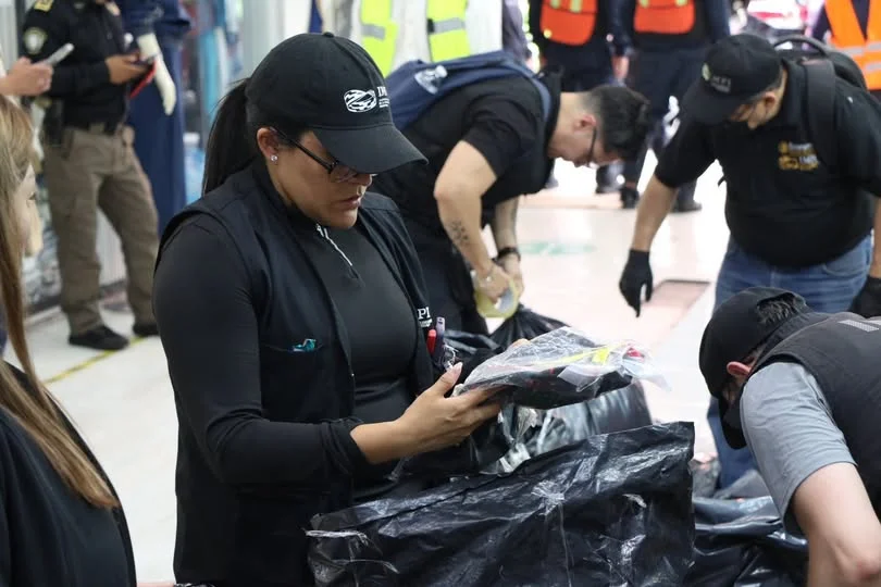 Golpe a mercancía apócrifa decomisan 22 mil controles en Manzanillo