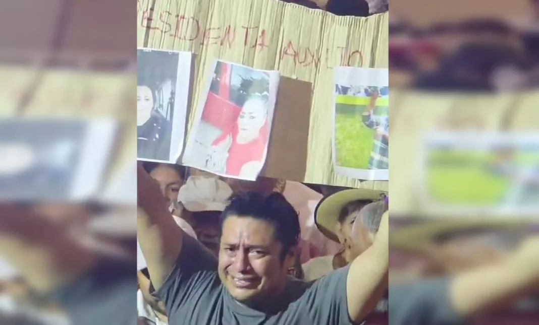 Joven interrumpe informe de Sheinbaum para pedir ayuda por dos personas desaparecidas en Acapulco