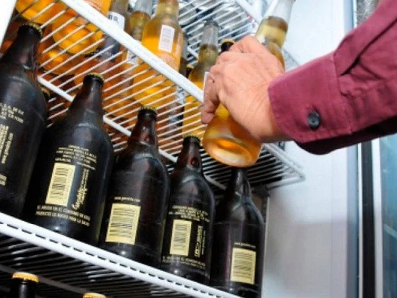Morelia analiza restringir venta de alcohol para llevar durante fiestas patrias