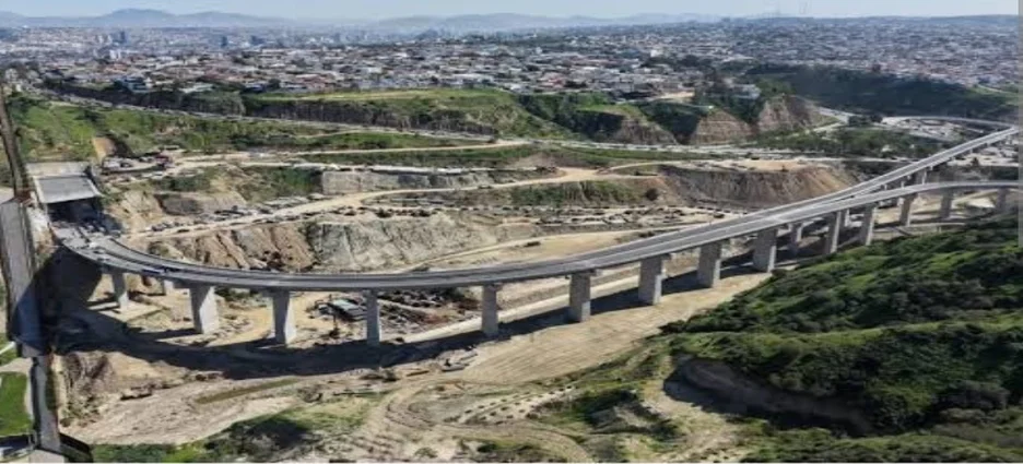 Mujer muere tras caer del Viaducto