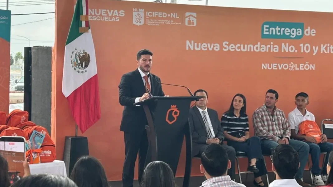 Samuel García plantea usar el Tren del Norte para las líneas 8 y 9 del Metro