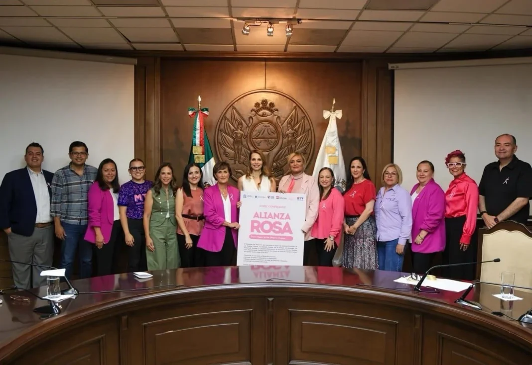 DIF Monterrey fortalece acciones para prevenir y atender el cáncer de mama